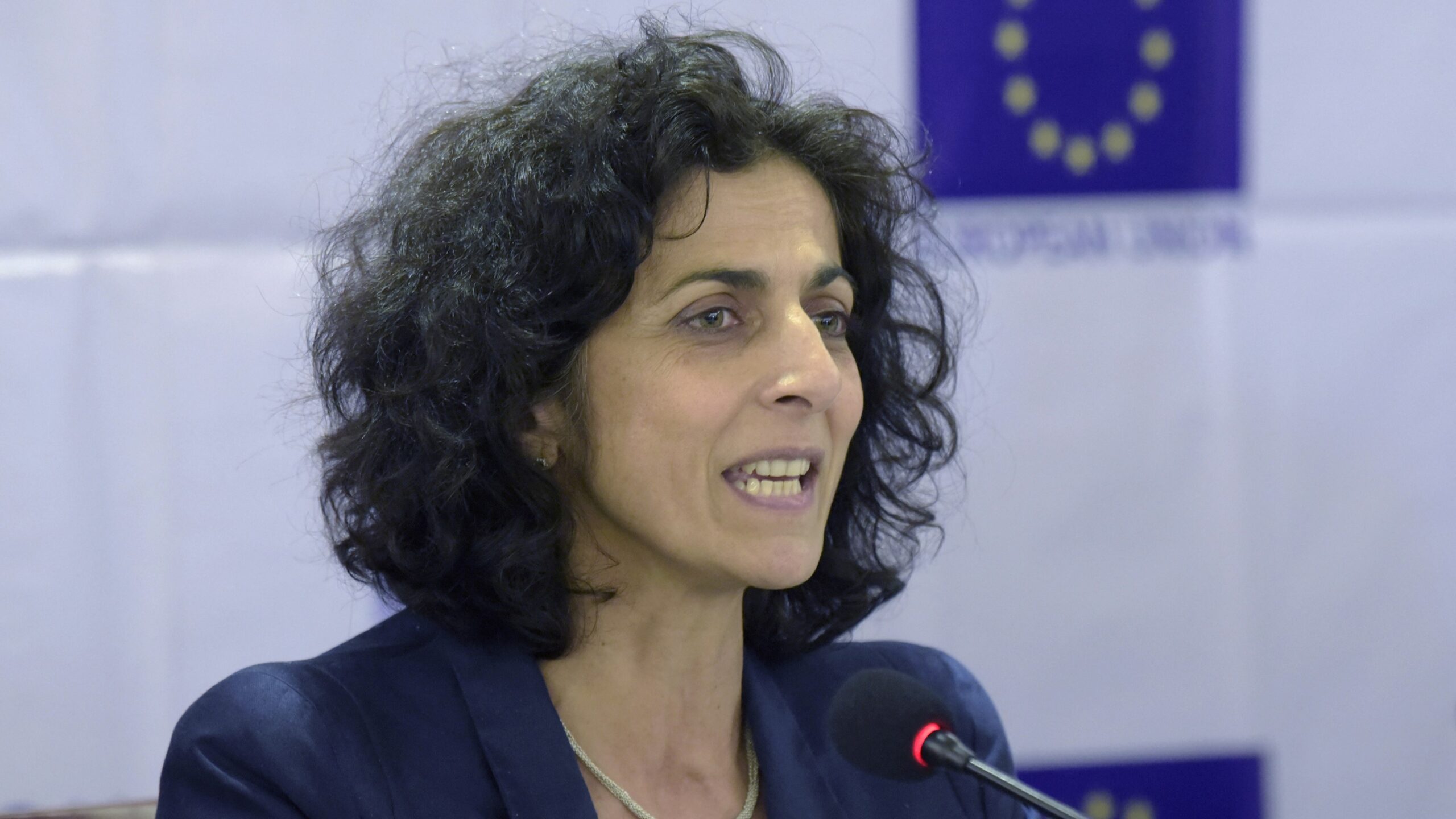 Belgian member of European Parliament and EU EOM Liberia Chief Observer Maria Arena gives a press conference in Monrovia on December 28, 2017. (Photo by SEYLLOU / AFP)