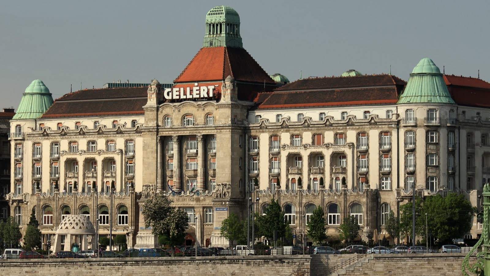 Orson Welles menekülése a Hotel Gellért -ből